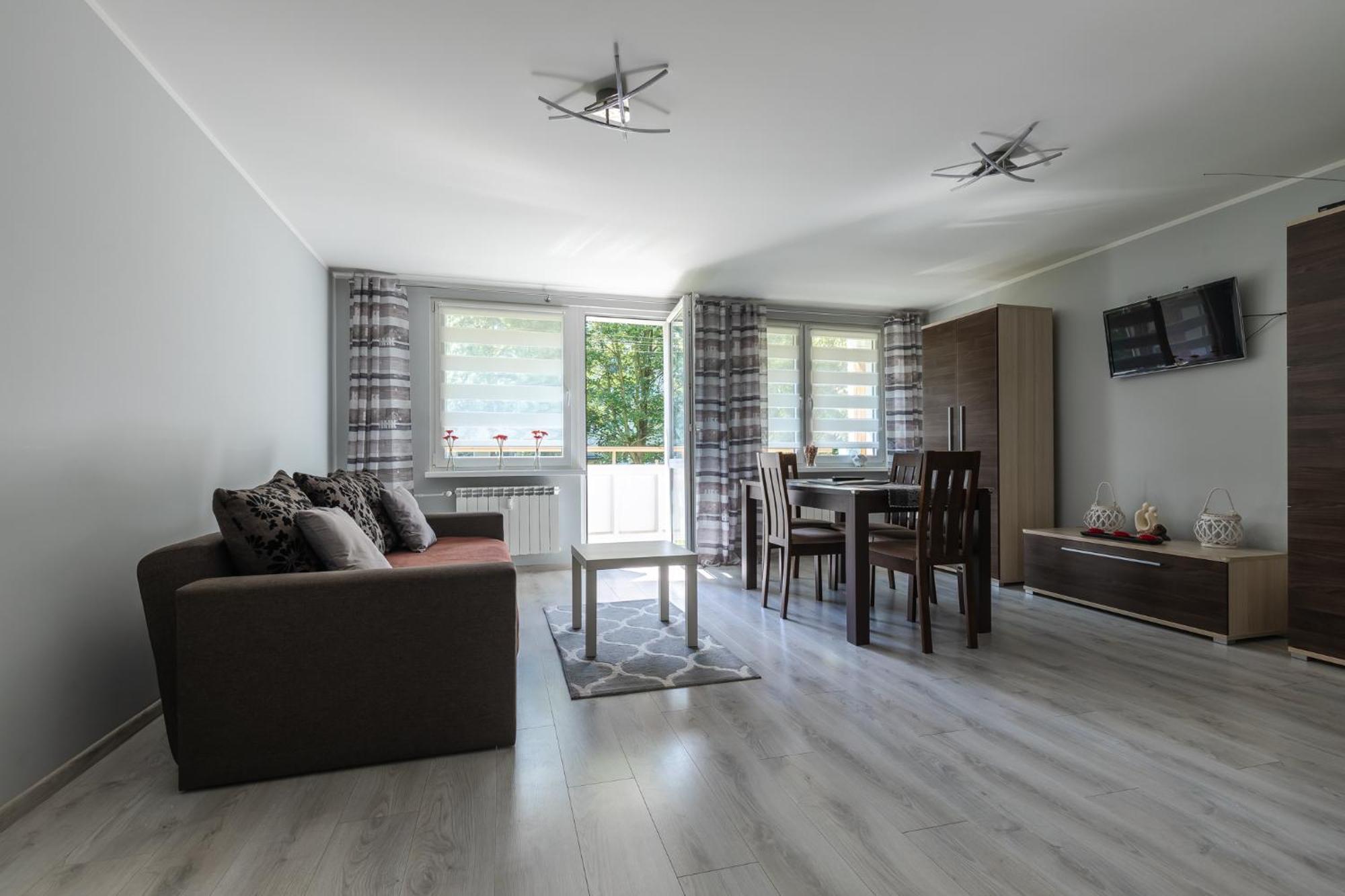 Apartament Przy Termach Cieplickich Julcia Jelenia Góra Extérieur photo